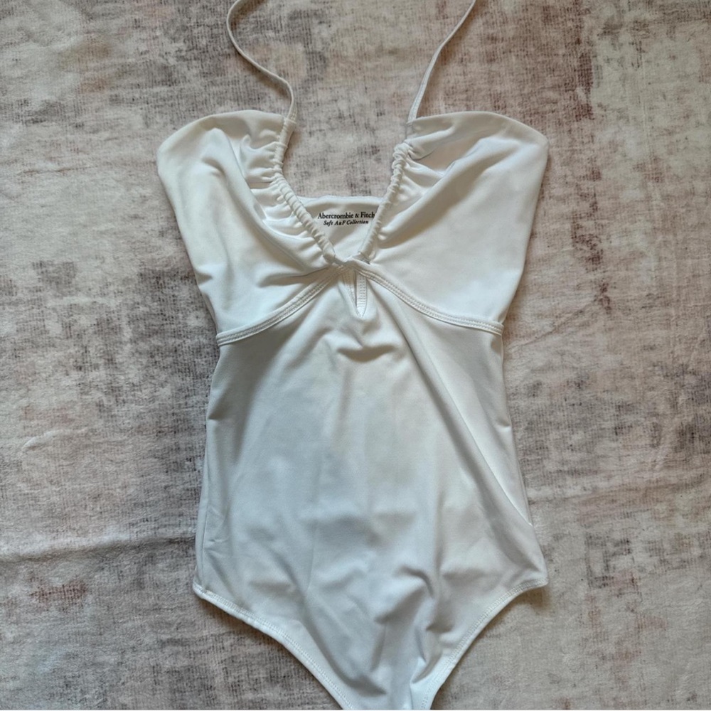 Abercrombie & Fitch Soft A&F white bodysuit